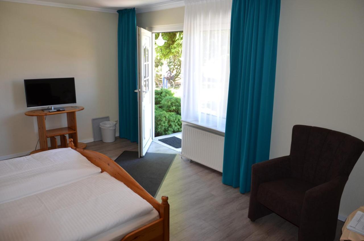 Hotel Pommerscher Hof Zinnowitz Exteriör bild